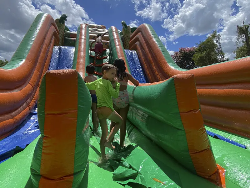 Festival de Infláveis no Hotel Fazenda Santa Monica